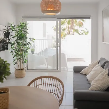 Precioso En Complejo Con Piscina Апартаменты *